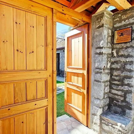 بيت ضيافة Gogo Moustache