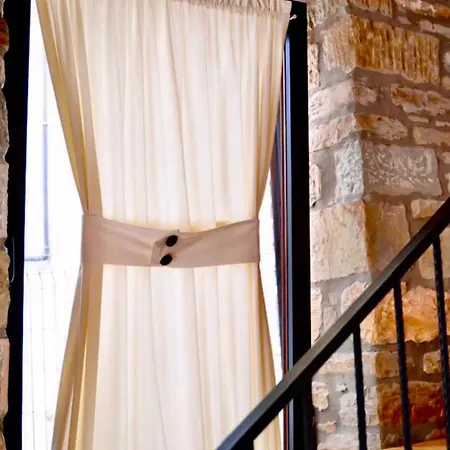 Gogo Moustache Vendégház 3*