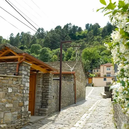 Πανσιόν Gogo Moustache 3*