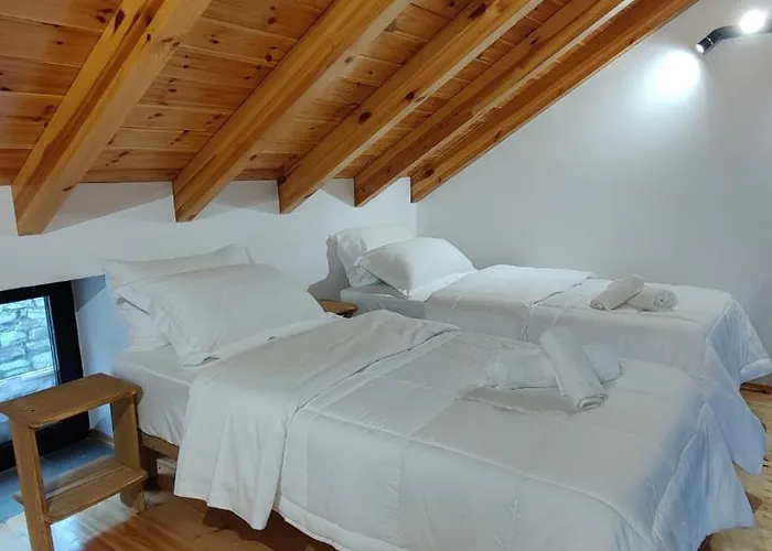 Gogo Moustache Pensjonat Përmet