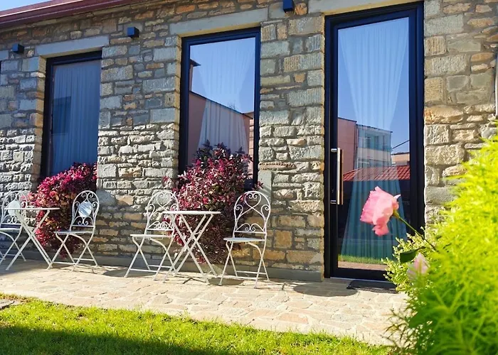 Gogo Moustache Pensjonat