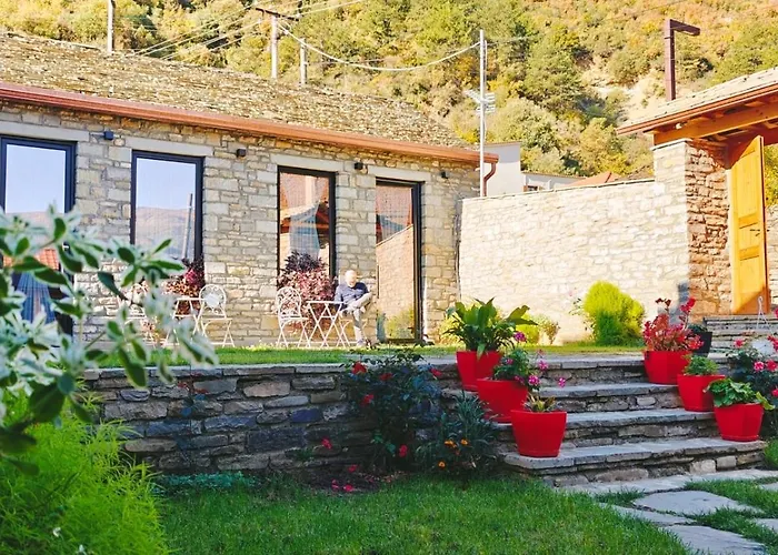 Gogo Moustache Pensjonat 3*