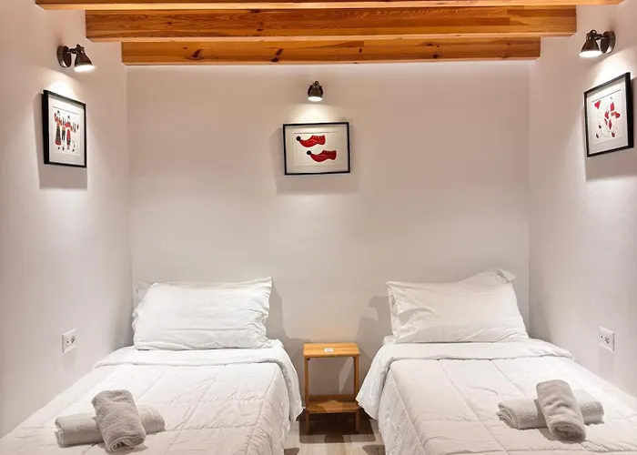 Gogo Moustache Pensjonat 3*